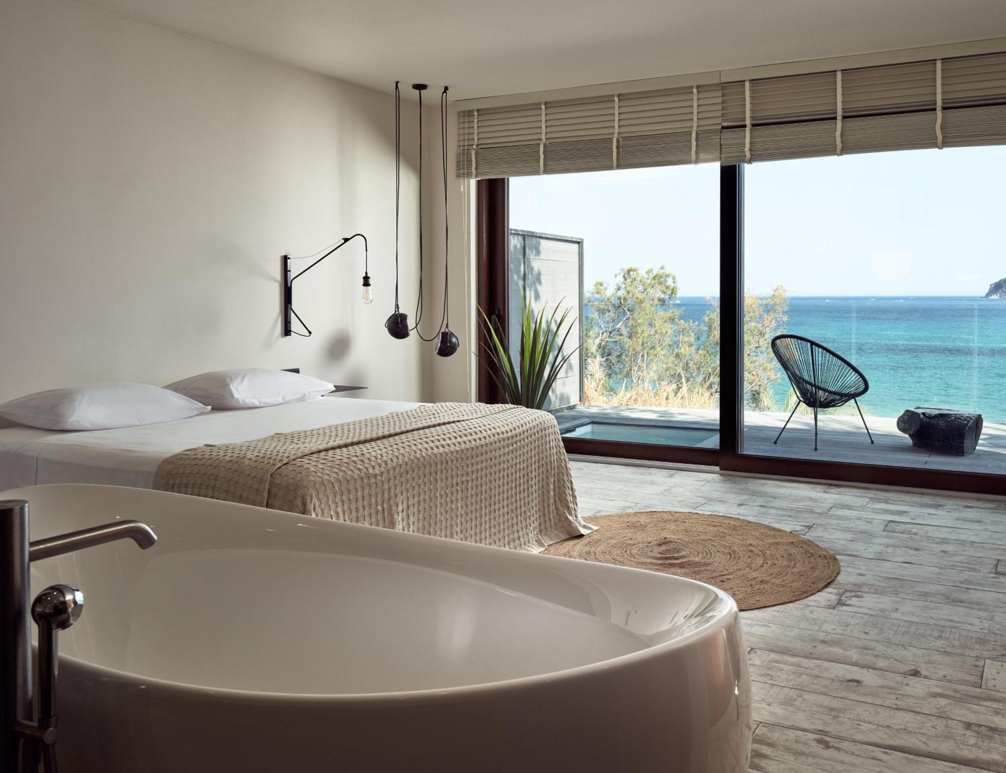 Suite Junior Premium avec Bain à Remous Extérieur - Vue sur Mer